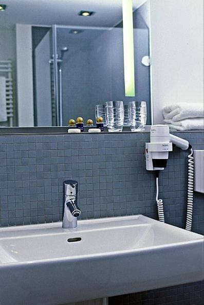 Overnight Tagungshotel Im Abz Kerpen  Habitación foto